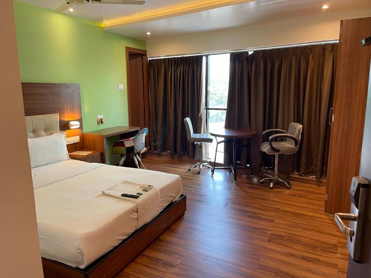 Hotel Byaris International By Bizzgrow Hotels Bombaj Zewnętrze zdjęcie